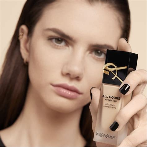 ysl foundation spf 39.